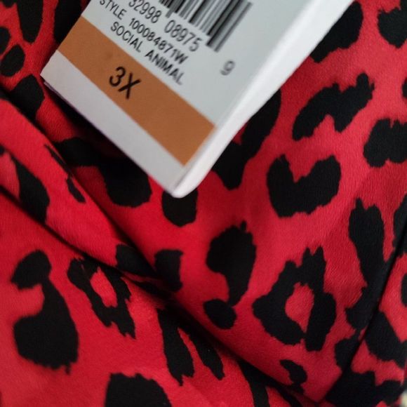 INC International Concepts Cold Shoulder Blouse Animal Print Top Red 3X - Picture 8 of 8